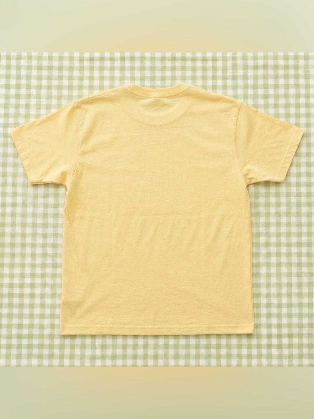 Retro Yellow Fish Graphic Tee with Fashion Fish Print - Picture 3 of 4